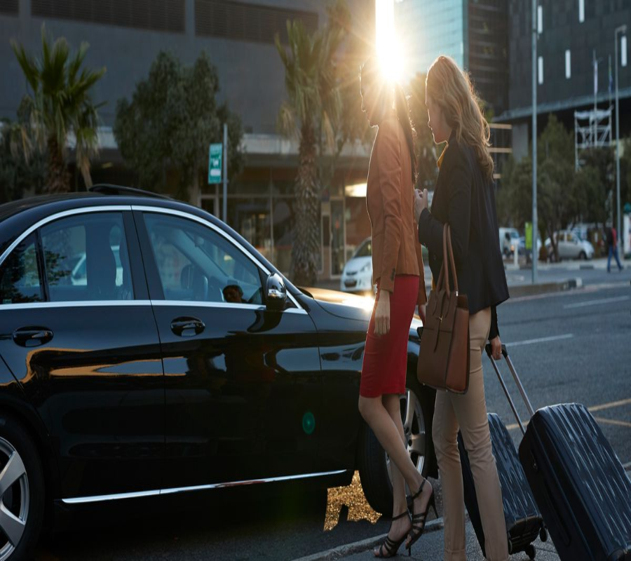 Luton To Gatwick Airport Taxi Transfers Gatwick to Luton Airport Taxi Transfers