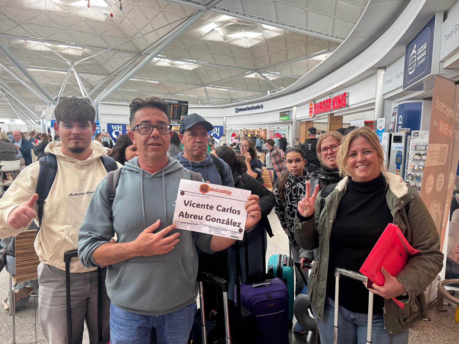 MiniCabRIde- Happy Customer