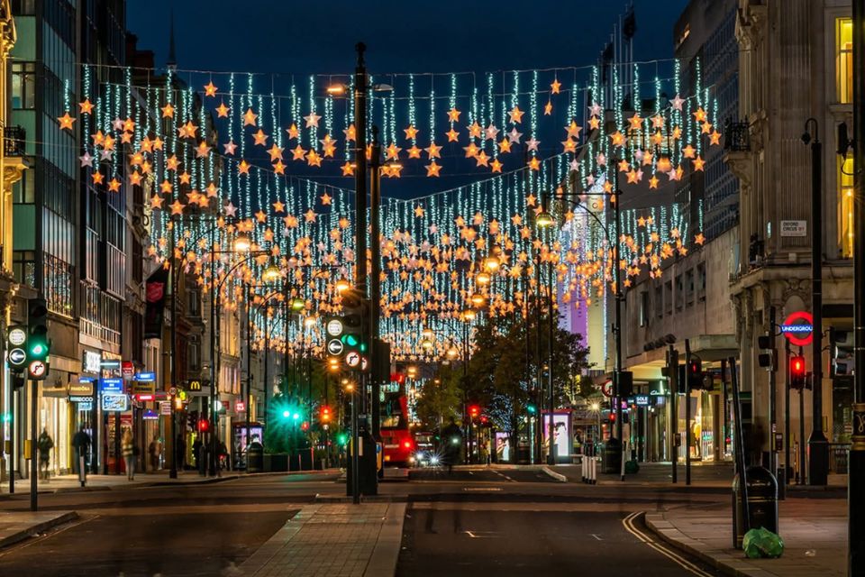 Iconic Christmas Lights and Decorated Streets in London